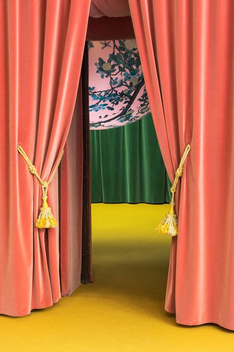 sara ricciardi's immersive installation captures the mythical magic of an austrian castle Milan Furniture, Unusual Home, Plain Curtains, Drop Cloth Curtains, Rustic Curtains, Curtains Living, Home Curtains, Design Del Prodotto, White Curtains