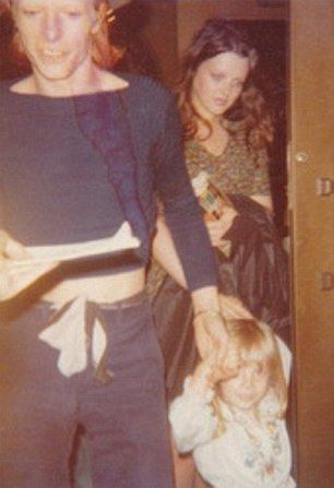 David Bowie with son Duncan 'Zowie' Jones and nanny Marion Skene, 1973? David Bowie Family, Duncan Jones, David Bowie Born, David Bowie Pictures, David Bowie Starman, Moonage Daydream, Bowie Starman, Aladdin Sane, Recent Movies