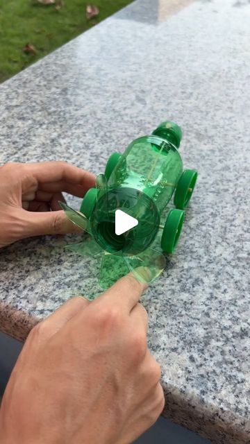 Diy Car Projects, Marvel Diy, Craft Origami, Diy Plastic Bottle, Paper Car, Car Craft, Homemade Toys, Plastic Bottle Crafts, Diy Cans