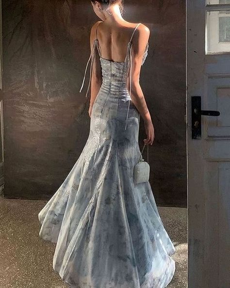 Ball Dress Aesthetic, Prom Dress Aesthetic, Retro Prom Dress, Dresses 90s, 90s Prom Dress, Prom Dress Inspo, Ethereal Dress, Lit Outfits, Dresses Aesthetic