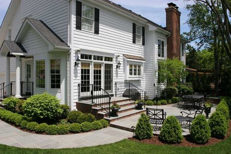 White Colonial House Exterior, Colonial Home Landscaping, White Colonial House, Stamped Concrete Patio Designs, Traditional Exterior Homes, Boxwood Landscaping, House Traditional, Colonial Garden, White Colonial