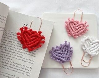 wishingbloom - Etsy Macrame Book Mark Diy, Bookmark Macrame, Macrame Paperclip Bookmark Diy, Macrame Heart Bookmark, Butterfly Macrame Keychains, Heart Bookmark, Planner Clips, Macrame Design, Paper Clip