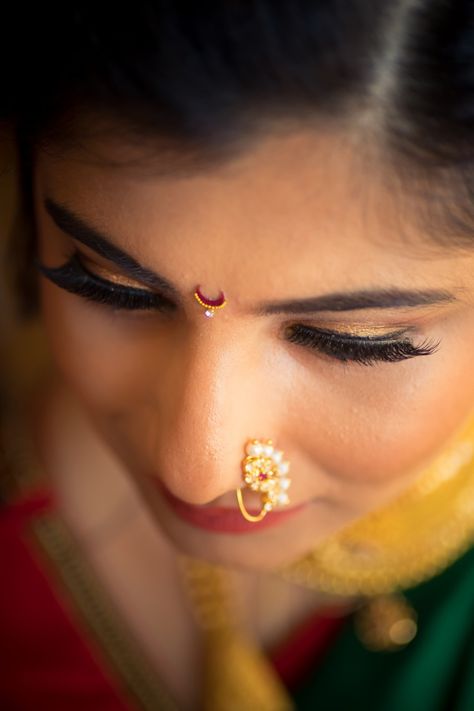 #nath #bindi #tikli #marathi #marathiwedding #marathibride Traditional Marathi Jwellery, Marathi Nath Designs, Marathi Nose Pin, Maharashtrian Nose Pin, Marathi Nath, Marathi Bride, Haldi Dress, Marathi Wedding, Pure Silk Sarees