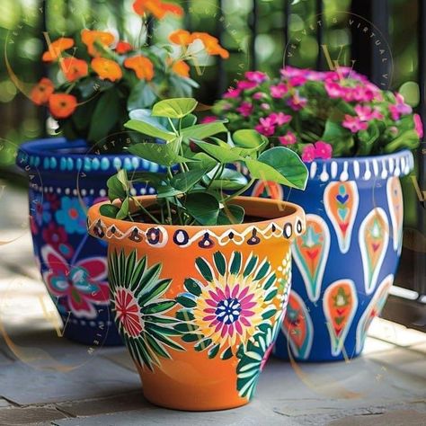 Mexican Flower Pots, Natural Plant Fertilizer, Painted Planters, Painted Pots Diy, Painted Plant Pots, Cottage Aesthetic, Container Gardening Flowers, Hanging Flower Pots, Flower Pot Crafts