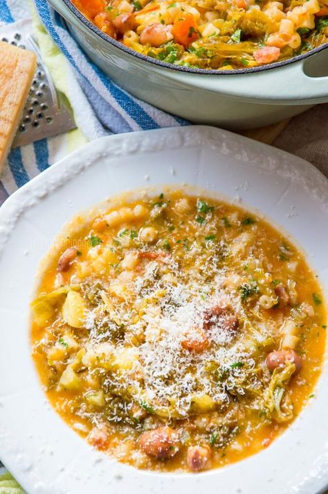 Creamy Minestrone Soup Recipe, White Minestrone Soup, Summer Minestrone Soup, Ministroni Soup Recipe Italian, Minestrone Soup Recipe Italian, Ministroni Soup Recipe, Easy Minestrone Soup Recipe, Bye January, Best Minestrone Soup