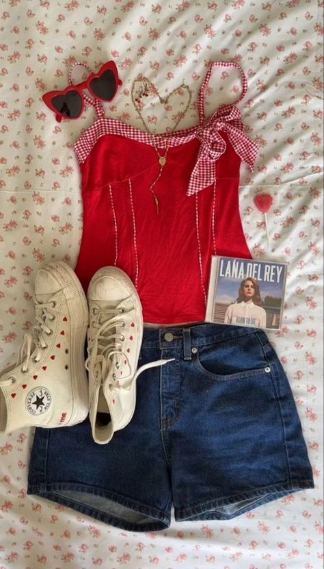 Born To Die Summer Outfits, Americana Aesthetic Outfit, Americana Outfits, Vintage Americana Aesthetic, Fits Inspiration, Downtown Outfits, Americana Fashion, Lily Rose Depp, Outfits Winter