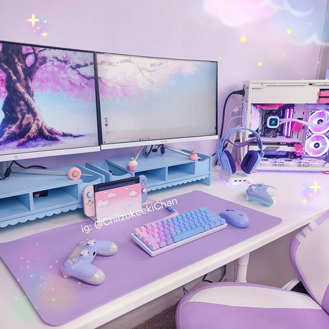 💙 Chiizukeeki Chan 💜 on Instagram: “New lavender leather deskmat 🙌���🏼 I've been looking for a cute purple deskmat and this one is the perfect shade of purple 💜 Unboxing video…” Egirl Gaming Setup, Cute Gaming Setup Purple, Pastel Gamer Room, Pastel Purple Gaming Setup, Purple Gamer Room, Pastel Pc Setup, Purple Gamer Setup, Pastel Gaming Setup, Grunge Minecraft