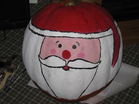 Huge Pumpkin, Pumpkin Story, Pumpkin Snowmen, Christmas Pebble Art, Christmas Pumpkins, Painted Pumpkin, Christmas Window Decorations, Front Porch Christmas Decor, Christmas Crafts Decorations