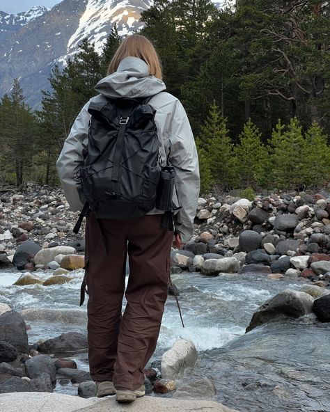 in my happy place Outdoor Life Aesthetic, Norway Hiking Outfit, Dolomites Outfit, Waterproof Outfit, Hiker Aesthetic, Camping Goals, Hiking Outfit Aesthetic, Gorpcore Outfit, Outdoors Aesthetic