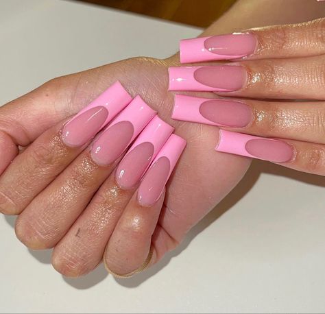 Pink Shade French Tip Nails, Square Hot Pink French Tip Nails, Pink French Gel Nails, Different Shade Of Pink French Tip Nails, Light Pink And Dark Pink French Tip Nails, White Minimalist Nails, Nails September 2022, Light Pink French Tip Nails Square Long, Short Acrylic Nails French