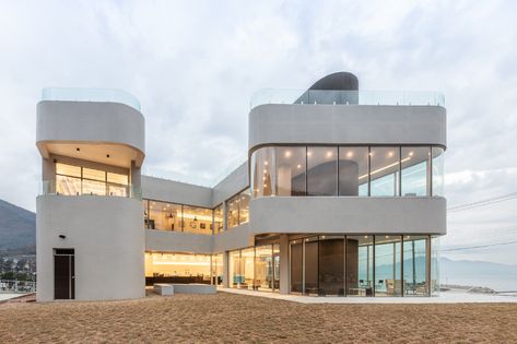 Gallery of NCNP Coffee / moc architects - 19:COFFEE SHOP• YEOSU-SI, SOUTH KOREA Rectangle Building Architecture, Conceptual Architecture, Modern Architecture Building, Streamline Moderne, Asian Architecture, Cube Design, Museum Architecture, Church Architecture, Glass Facades