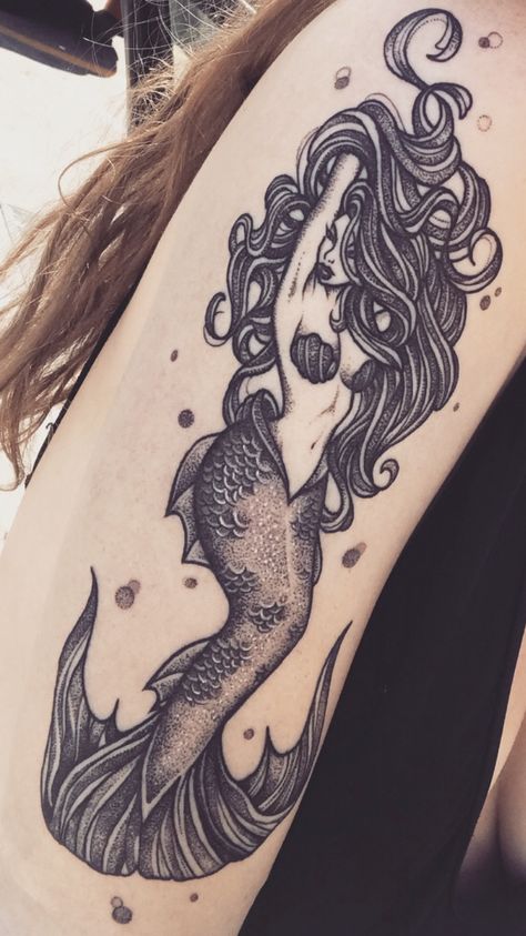 Linework and dotwork mermaid tattoo Watercolor Mermaid Tattoo, Hai Tattoo, Makeup Zombie, Mermaid Tattoo Designs, Unique Tattoos For Men, Lady Bug Tattoo, Tattoo Dotwork, Libra Tattoo, Wolf Tattoo Design