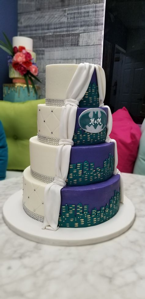 Peek a boo wedding cake Super hero wedding cake Batman cake Peekaboo Wedding Cake, Super Hero Wedding, Superhero Wedding Cake, Cake Superhero, Cake Batman, Boo Dog, Dog Wedding Cake, Superhero Wedding, Boo The Dog