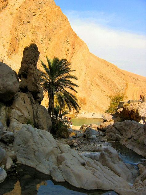 . Balochistan Beauty, Desert Area, Big Dog Breeds, South Asia, Beautiful Mountains, Aesthetic Images, Places Around The World, Amazing Nature, Nature Beauty