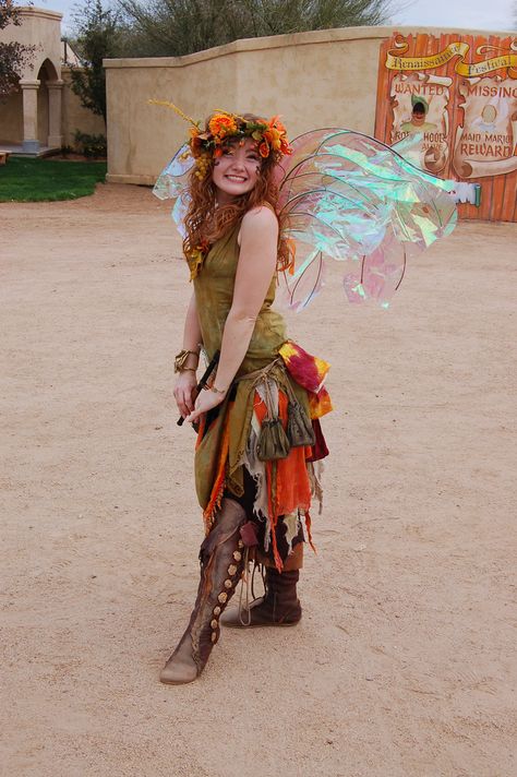 twig the fairy | The Arizona Renaissance Festival is a medie… | Flickr Fairy With Wings, Woodland Fairy Costume, Faerie Costume, Godmother Dress, Ren Faire Costume, Fairy Cosplay, Fairy Outfit, Fair Outfits, Fairy Festival