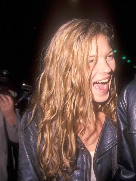 Glorious Evolution, Kohl Eyes, Kate Moss Hair, Moss Hair, Supermodel Body, Kate Moss 90s, Kate Moss Style, Hair Evolution, Queen Kate