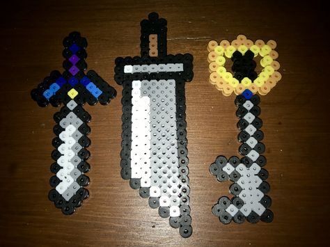 The Legend of Zelda - Master Sword, Final Fantasy VII - Buster Sword, Kingdom Hearts - Keyblade, Perler Beads, Keychains Melt Beads Patterns, Perler Art, 8bit Art, Melty Beads, The Legend Of Zelda, Iron Beads, Melting Beads, Pixel Art Pattern, Fuse Beads