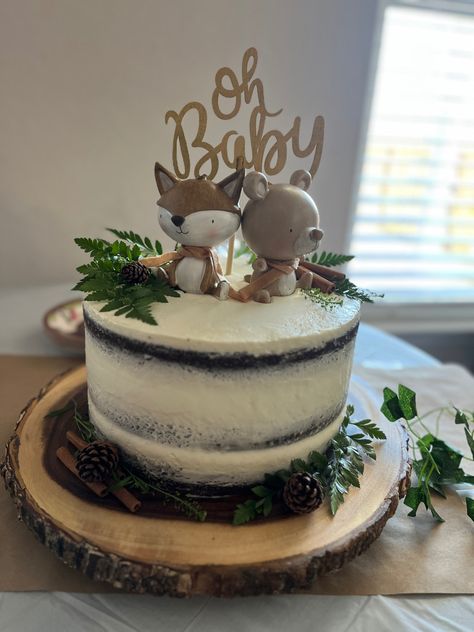 Forest Animals Baby Shower Ideas, Rustic Baby Shower Cake, Forest Baby Shower Theme, Animal Baby Shower Cake, Bear Baby Shower Cake, Woodland Baby Shower Decorations, Forest Baby Showers, Woodland Cake, Animal Baby Shower Theme