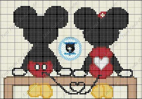 Minnie Mouse Cross Stitch, Mouse Cross Stitch, Disney Cross Stitch Patterns, Crochet Disney, Stitch Cartoon, Pola Kristik, Disney Cross Stitch, Pixel Art Pattern, Cross Stitch Animals