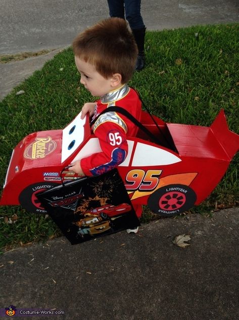 Diy Lightning Mcqueen Costume, Diy Lightning Mcqueen, Cars Costume, Mcqueen Costume, Cars Halloween Costume, Lightning Mcqueen Costume, Unique Diy Costumes, Lightning Mcqueen Birthday, Diy Cars