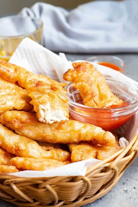 Beer Battered Chicken Tenders, Battered Chicken Tenders, Batter For Chicken Tenders, Beer Battered Chicken, Beer Batter Recipe, Battered Chicken, Chicken Batter, Deep Fried Recipes, Crispy Chicken Recipes