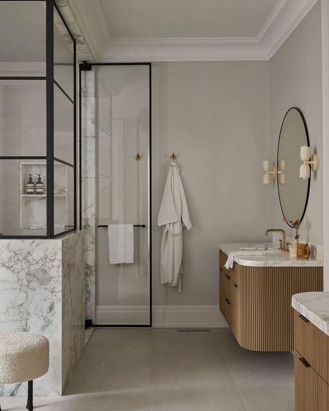 AVA - Shauna Walton's Portfolio Minimalist Modern Bathroom, Modern Bathroom Designs, Lauren Miller, French Bathroom, Bathroom Design Trends, New York Homes, Form And Function, Modern Kitchens, Bathroom Designs