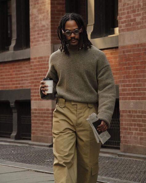 Fritz Von Eric on Instagram: “I need to take it easy.” Earth Tone Outfits Men, Photoshoot Fits, Earth Tone Fashion, Outfit Homme, Mens Fits, Issa Vibe, Minimalist Fashion Men, Fashion Everyday, Grad Photoshoot