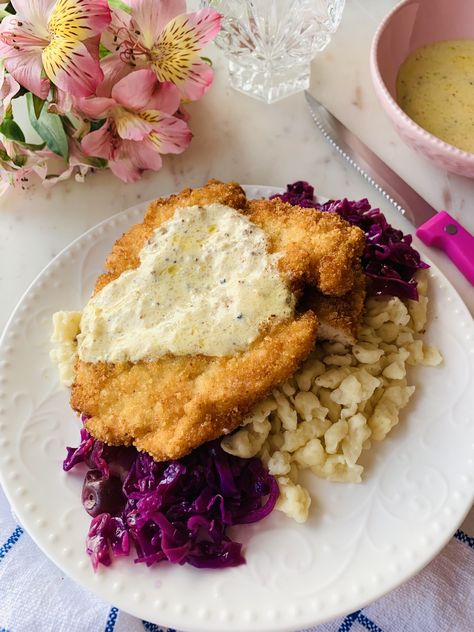 Schnitzel and Spaetzle with Red Cabbage Schnitzel And Spaetzle, Sweet Cabbage, German Red Cabbage, Sweet And Sour Cabbage, Easy Homemade Pasta, Sour Cabbage, Braised Red Cabbage, Apricot Recipes, Braised Cabbage