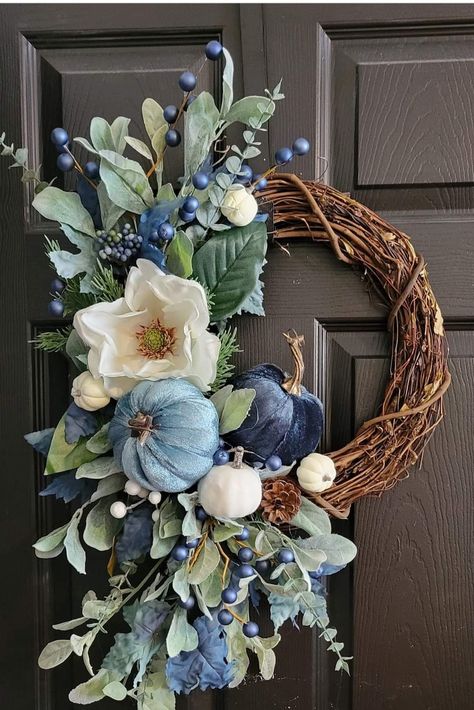 Blue Fall Decor, Fall Blue, Fall Decor Wreaths, Floral Door Wreaths, Fall Thanksgiving Wreaths, Fall Decor Diy Crafts, Fall Floral Arrangements, Adornos Halloween, Door Wreaths Diy