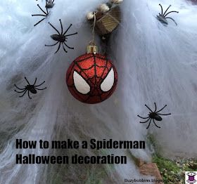 Buzy Bobbins: How to make a Spiderman Halloween decoration Spiderman Christmas Ornaments, Superhero Ornaments, Kid Ornaments, Spiderman And Gwen, Spiderman Gwen, Spiderman Halloween, Spiderman Christmas, Geek Christmas, Spider Men