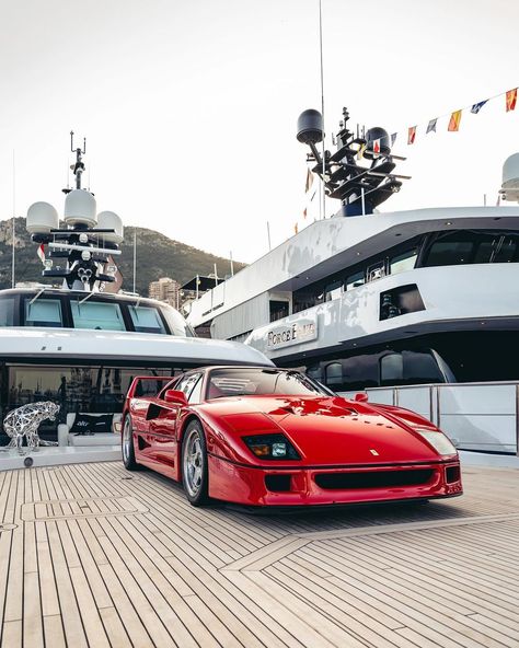 Freddie Atkins on Instagram: “The biggest baller move of the Monaco Grand Prix- putting your F40 on the top of your 180 foot yacht 🛥️ bravo @altr.trade @maxige78…” Monaco Yacht Show, Ferrari 360, Formula 1 Car Racing, Ferrari California, High Performance Cars, Monaco Grand Prix, Yacht Life, Typography Poster Design, Ferrari F40