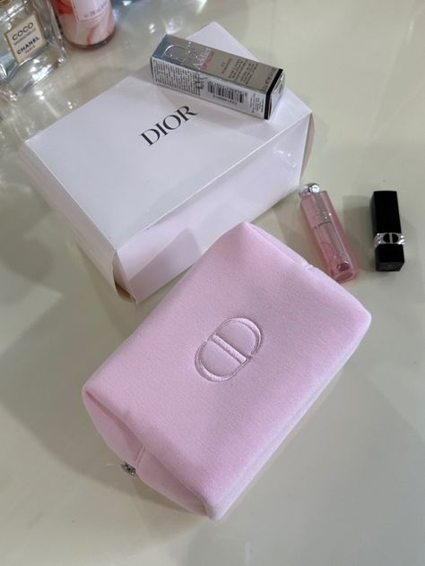 DIOR MAKEUP Christian Dior Makeup Bag, Dior Cosmetic Bag, Chanel Coquette, Pink Dior Makeup, Feminine Esthetics, Dior Makeup Bag, Christian Dior Makeup, Pink Dior, Fake Makeup