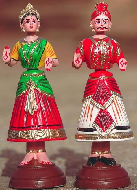 Kondapalli Toys, Putty Art, Dokra Art, Bommala Koluvu, Golu Dolls, Doll Drawing, Dancing Dolls, Indian Dolls, Bazaar Crafts