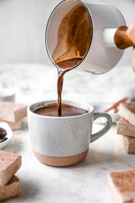 Healthy Hot Chocolate, Vegan Hot Chocolate, Filled Donuts, Mexican Hot Chocolate, Mushroom Coffee, Homemade Hot Chocolate, Chocolate Chip Banana Bread, Hot Chocolate Mix, Chocolate Caliente