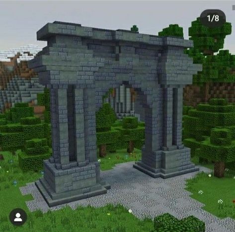 Dwarven Minecraft Builds, Minecraft Stained Glass Window, Minecraft Dwarven Architecture, Minecraft Railway Ideas, Minecraft Pillar Designs, Minecraft Dwarven, Minecraft Bases, Villa Minecraft, Minecraft Base