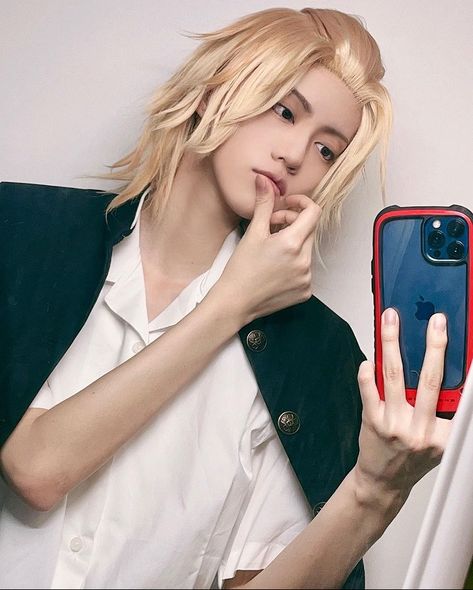 BLESS YOU @tkk220 FOR COSPLAYING MY LOVE SANO MANJIRO Cosplay Mikey, Mikey Cosplay, Tokyo Revengers Shifting, Tr Cosplay, Tokyo Revengers Cosplay, Cosplay Boy, Asian Cosplay, Anime Baby, Dazai Osamu