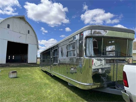 Spartan Trailer, Camper Trailer For Sale, Travel Trailers For Sale, Lakefront Property, Vintage Campers Trailers, Renovation Design, Vintage Travel Trailers, Vintage Camper, Guest House