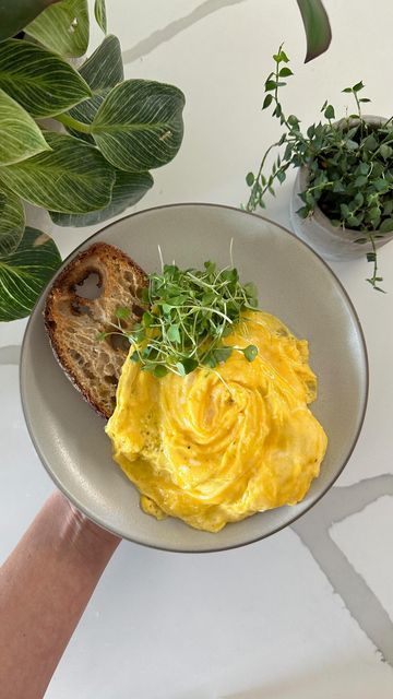 Tornado Omelette, Maxine Sharf, Using Chopsticks, Egg Omelette, Omelette Pan, Eggs Flowers, Circular Motion, Breakfast Foods, 2 Eggs