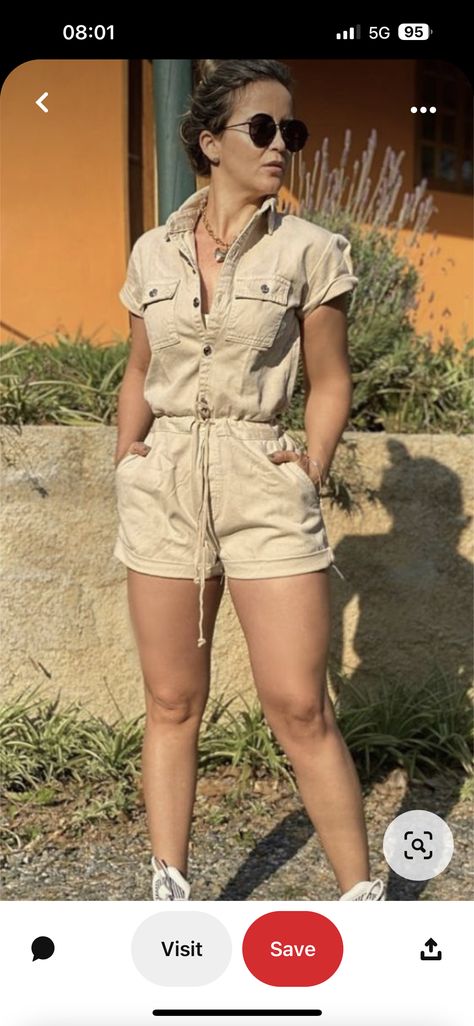 Safari Dresses Woman, Safari Look Outfits, Safari Outfit Ideas Women, Safari Outfits For Women, Safari Chic Outfits, Shorts Jumpsuit Outfit, Safari Jumpsuit, Safari Outfit Women, Moda Safari