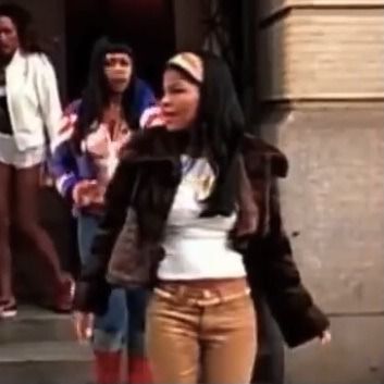 Misa Hylton, 2000s Fashion Aesthetic, 90s 2000s Fashion, 90’s Outfits, 00s Fashion, Early 2000s Fashion, 90s Vibes, 2000s Fashion Outfits, Hip Hop Artists