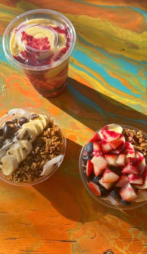 Acai Bowls Hawaii, Island Life Aesthetic, Acai Bowls, Hawaii Tropical, Lily Chee, Hawaii Life, Life Aesthetic, Tropical Island, Tropical Islands