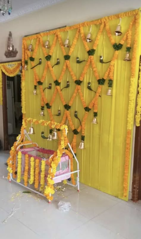 Uyala Function Decoration At Home, Cradle Decoration With Flowers, Naamkaran Decoration Ideas At Home, Baby Ceremony Decorations, Uyyala Decoration At Home, Barasala Backdrop Decoration, Baby Chatti Decorations, Cradle Decoration At Home, Namkaran Decoration Ideas