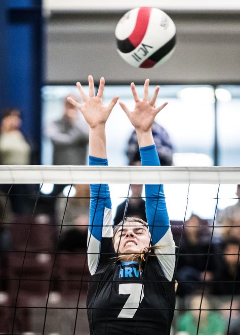 Volleyball Photoshoot Ideas, Volleyball Photography, Indoor Volleyball, Volleyball Photos, Volleyball Game, Volleyball Games, Team Bonding, Creative Photoshoot, Telephoto Zoom Lens