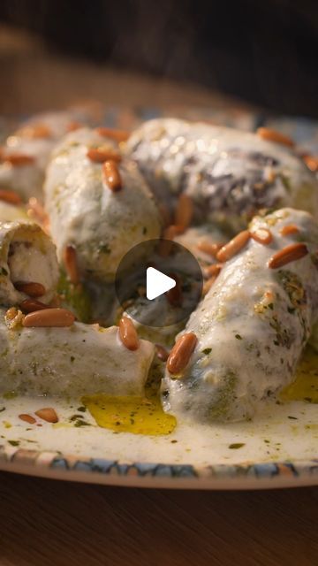 Kousa Bil Laban, Kousa Mahshi, Recipes Main Dishes, Lebanese Food, Stuffed Zucchini, Egyptian Food, Lebanese Recipes, Yogurt Sauce, A Goat