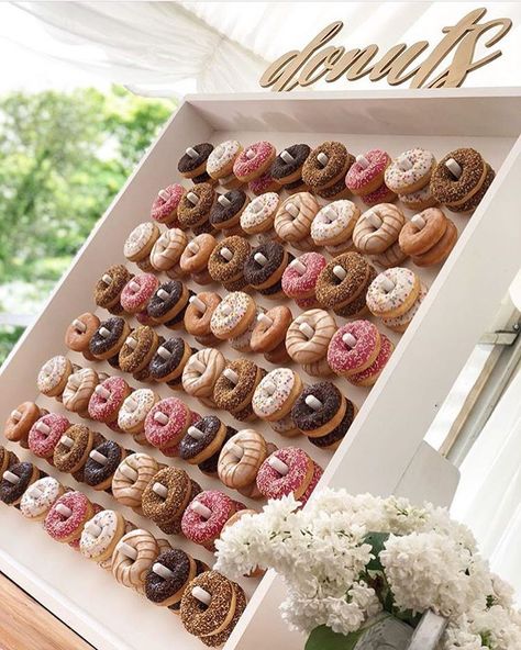 Donut Graduation Party Ideas, Pharmacy Party, Donut Dessert Table, Wedding Reception Dessert Table, Donut Board, Donut Wall Wedding, Beauty And The Beast Quince, Doughnut Wall, Sweet Sixteen Birthday Party Ideas