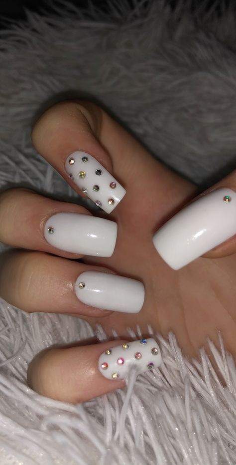 Diamonte Nail Designs, Diamonte Nail, White Rhinestone Nails, Cute Girly Nails, Girly Nails, Nail Design Inspiration, Blush Nails, Rainbow Crystal, Crystal Nails