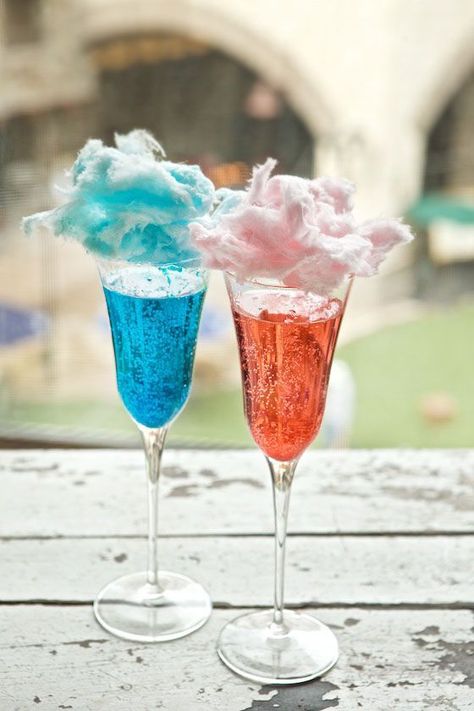 Cotton Candy Vodka Drinks, Vodka Drinks Recipes, Cotton Candy Vodka, Cotton Candy Drinks, Circus Ideas, Cotton Candy Cocktail, Vodka Recipes Drinks, Cotton Candy Champagne, Best Summer Cocktails