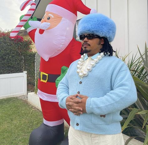 Kerwin Frost, Fashion Killa, Pop Up, Holiday Decor, Celebrities, Home Decor, Home Décor