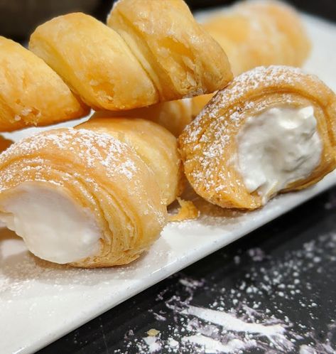 Eggless Cream Rolls / Cream Horns. - Masala Journey Cream Puffs Recipe Easy, Cream Puffs Easy, Pastry Dough Recipe, Coffee Muffins, Rough Puff Pastry, Cream Puff Recipe, Cream Horns, Eggless Recipes, Breakfast Pastries