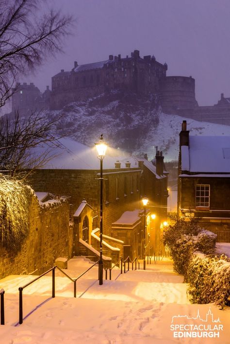 Endinburgh, Scotland Winter snow storm of 2018 Edinburgh Winter, Edinburgh Photography, Scotland Aesthetic, Edinburgh Christmas, Old Town Edinburgh, Visit Edinburgh, Scotland Highlands, Scottish Castles, Edinburgh Castle